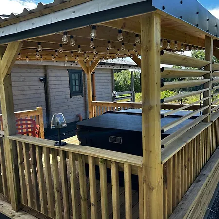 Lejlighed Little Rock Retreat Log With Hot Tub *