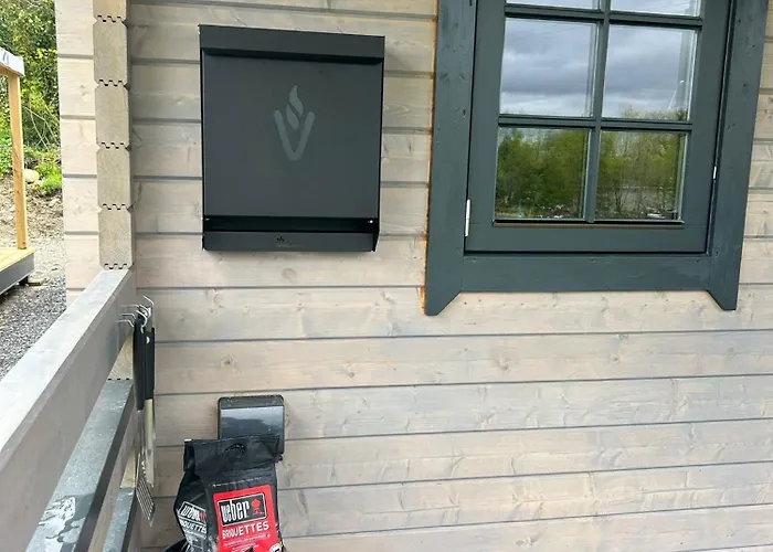 Apartment Little Rock Retreat Log With Hot Tub *