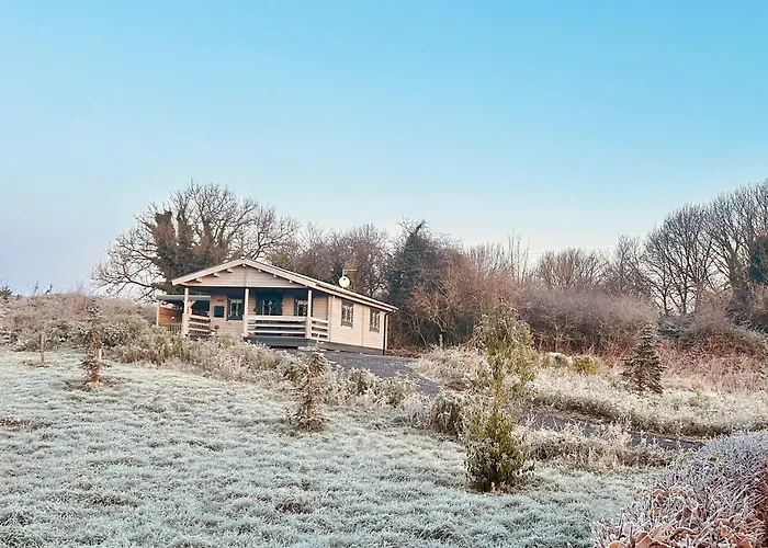 Little Rock Retreat Log With Hot Tub *